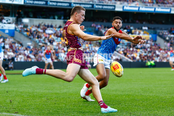 AFL 2025 Round 10 - Brisbane v Narrm - A-59547770