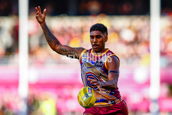 AFL 2025 Round 10 - Brisbane v Narrm - A-59547776