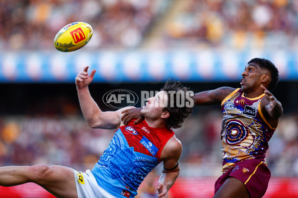 AFL 2025 Round 10 - Brisbane v Narrm - A-59551927