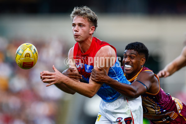 AFL 2025 Round 10 - Brisbane v Narrm - A-59552334