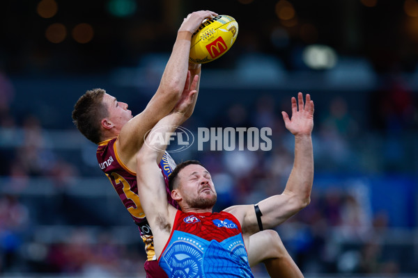 AFL 2025 Round 10 - Brisbane v Narrm - A-59554717