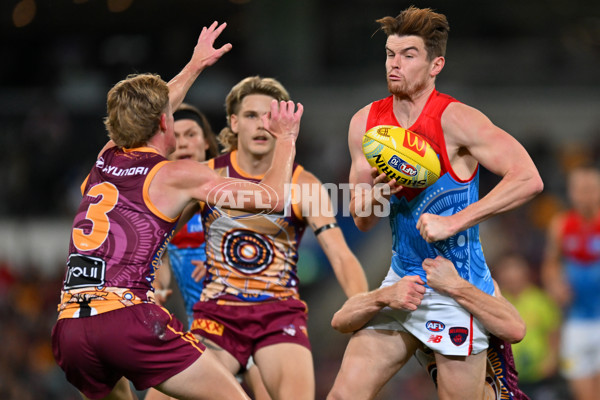 AFL 2025 Round 10 - Brisbane v Narrm - A-59559562