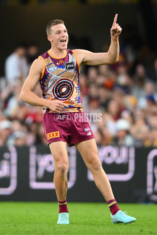 AFL 2025 Round 10 - Brisbane v Narrm - A-59559567
