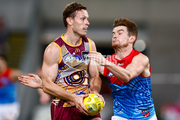 AFL 2025 Round 10 - Brisbane v Narrm - A-59559835