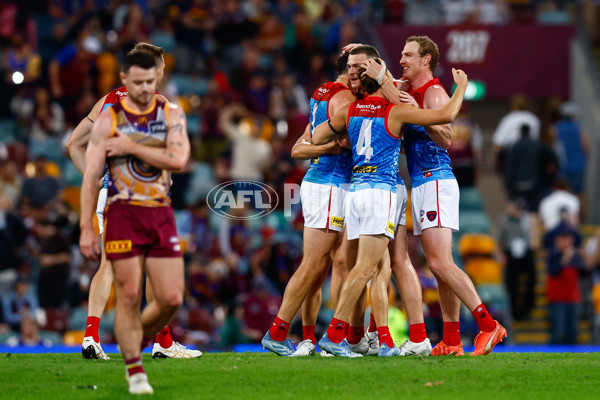 AFL 2025 Round 10 - Brisbane v Narrm - A-59564954