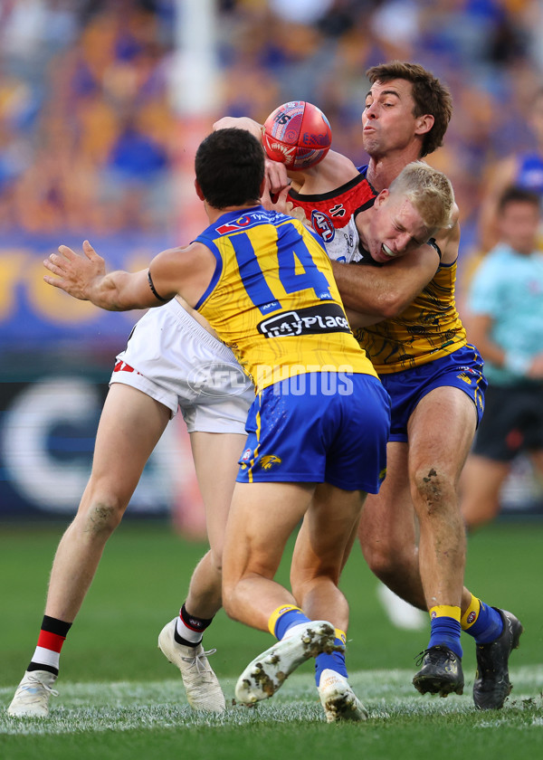 AFL 2025 Round 10 - Waalitj Marawar v Euro-Yroke - A-59567305