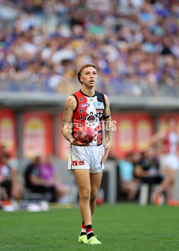 AFL 2025 Round 10 - Waalitj Marawar v Euro-Yroke - A-59567357