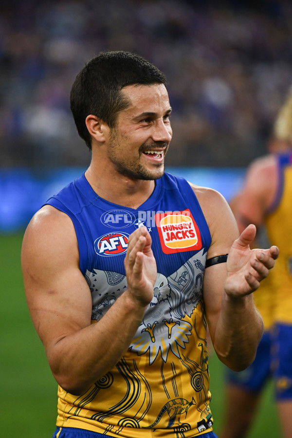 AFL 2025 Round 10 - Waalitj Marawar v Euro-Yroke - A-59569343