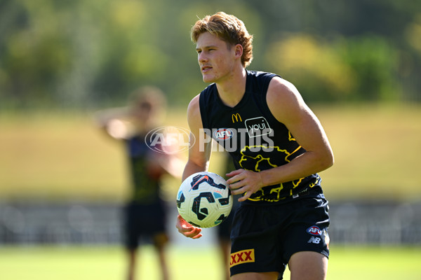 AFL 2025 Training - Brisbane 220525 - A-59596026