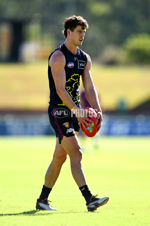 AFL 2025 Training - Brisbane 220525 - A-59596741