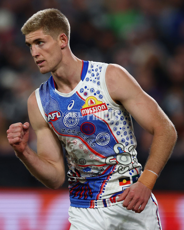 AFL 2025 Round 11 - Geelong v Western Bulldogs - A-59609163