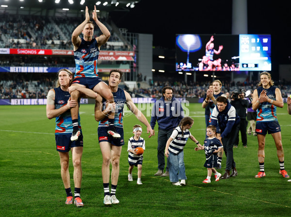 AFL 2025 Round 11 - Geelong v Western Bulldogs - A-59614387