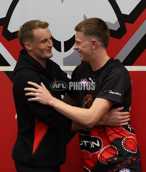 AFL 2025 Round 11 - Essendon v Richmond - A-59614707