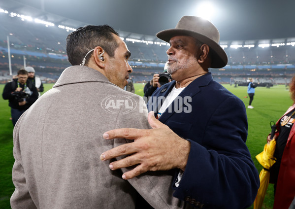AFL 2025 Round 11 - Essendon v Richmond - A-59614724