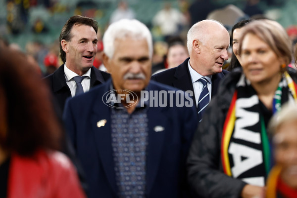 AFL 2025 Round 11 - Essendon v Richmond - A-59616878