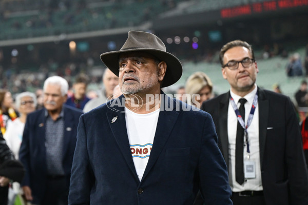 AFL 2025 Round 11 - Essendon v Richmond - A-59616886