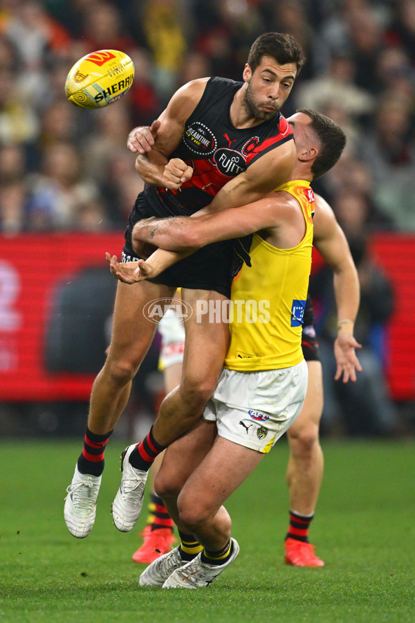 AFL 2025 Round 11 - Essendon v Richmond - A-59616954