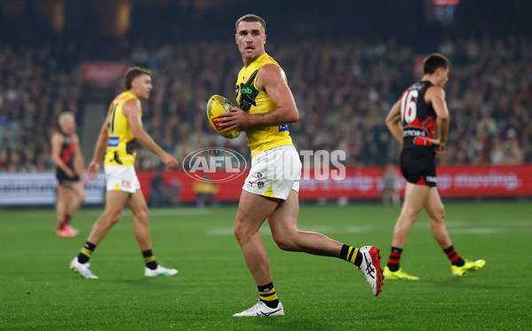 AFL 2025 Round 11 - Essendon v Richmond - A-59616962