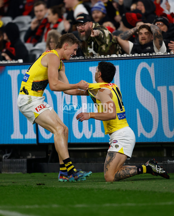 AFL 2025 Round 11 - Essendon v Richmond - A-59617038