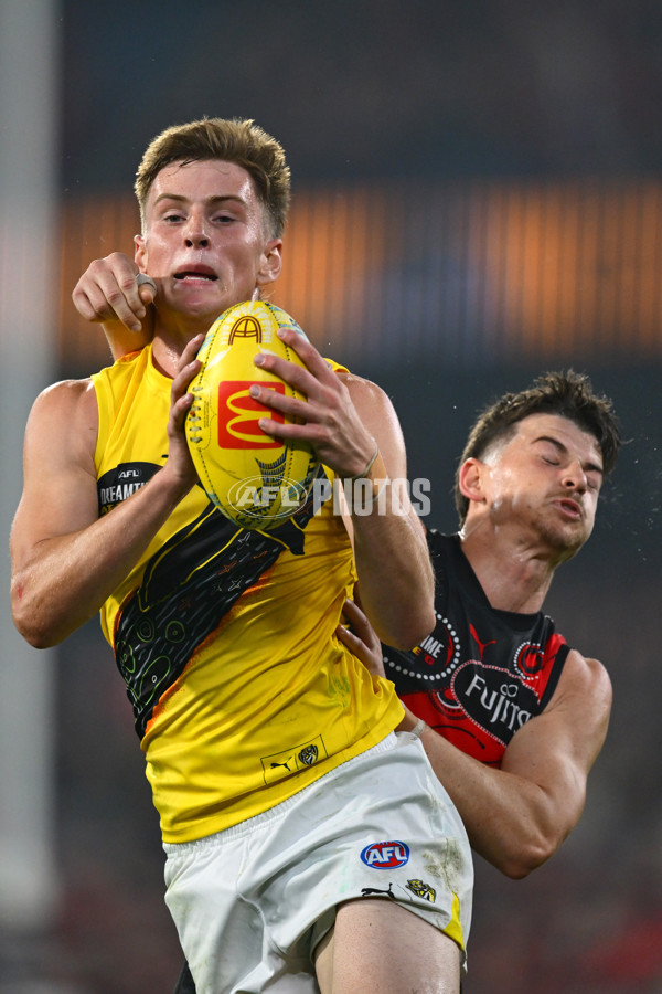 AFL 2025 Round 11 - Essendon v Richmond - A-59617047