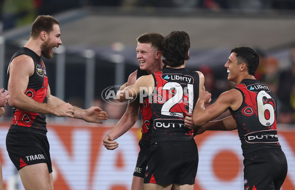AFL 2025 Round 11 - Essendon v Richmond - A-59617066