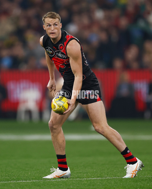 AFL 2025 Round 11 - Essendon v Richmond - A-59619199