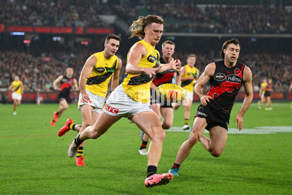 AFL 2025 Round 11 - Essendon v Richmond - A-59619228