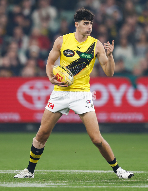 AFL 2025 Round 11 - Essendon v Richmond - A-59619229