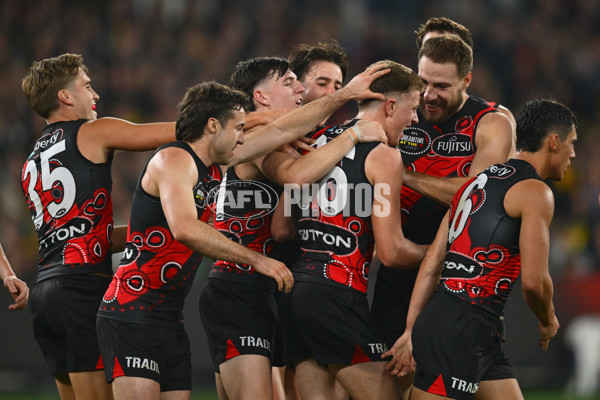 AFL 2025 Round 11 - Essendon v Richmond - A-59619230