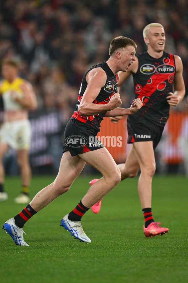 AFL 2025 Round 11 - Essendon v Richmond - A-59619247