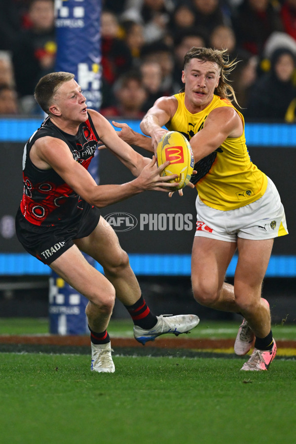 AFL 2025 Round 11 - Essendon v Richmond - A-59619249