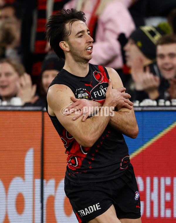 AFL 2025 Round 11 - Essendon v Richmond - A-59619254
