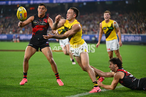 AFL 2025 Round 11 - Essendon v Richmond - A-59619268
