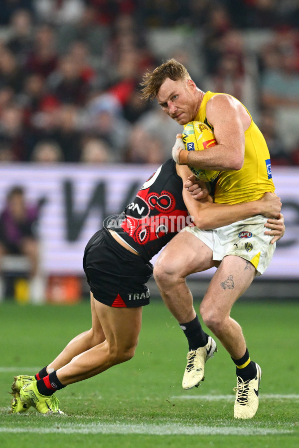 AFL 2025 Round 11 - Essendon v Richmond - A-59619270