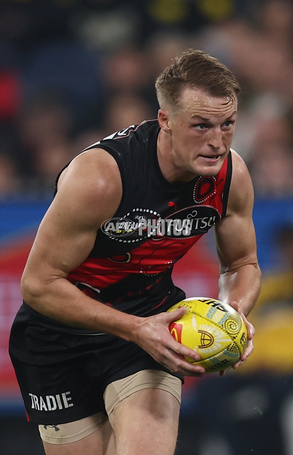 AFL 2025 Round 11 - Essendon v Richmond - A-59619275