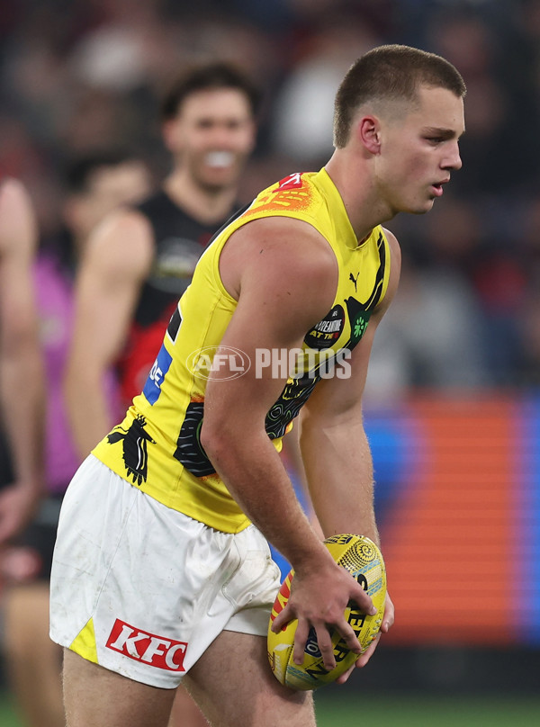 AFL 2025 Round 11 - Essendon v Richmond - A-59619736