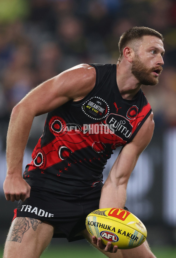 AFL 2025 Round 11 - Essendon v Richmond - A-59619746