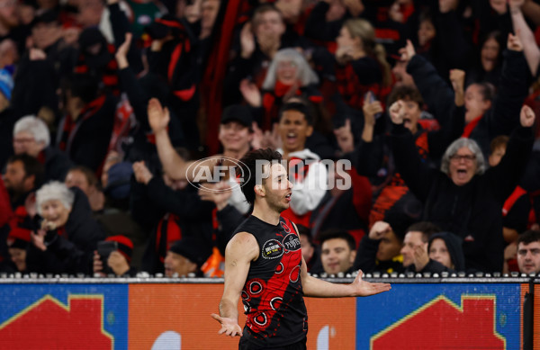 AFL 2025 Round 11 - Essendon v Richmond - A-59619754