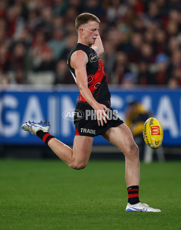 AFL 2025 Round 11 - Essendon v Richmond - A-59619755