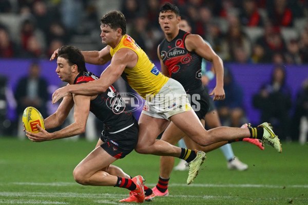 AFL 2025 Round 11 - Essendon v Richmond - A-59619789
