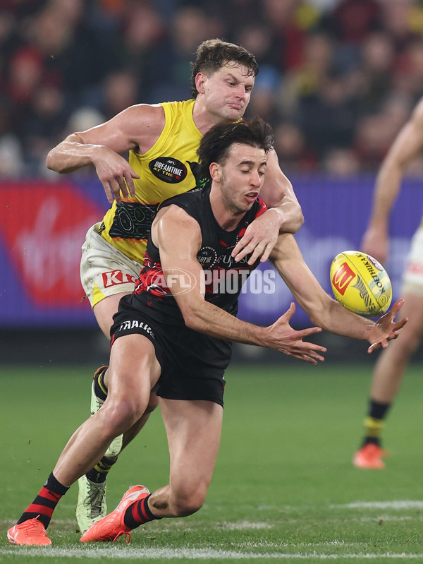 AFL 2025 Round 11 - Essendon v Richmond - A-59619792