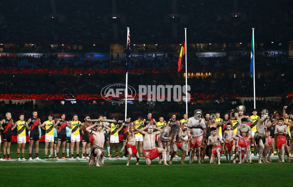 AFL 2025 Round 11 - Essendon v Richmond - A-59621982