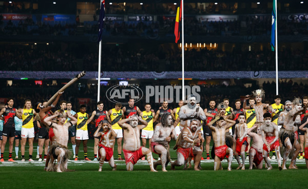 AFL 2025 Round 11 - Essendon v Richmond - A-59621989