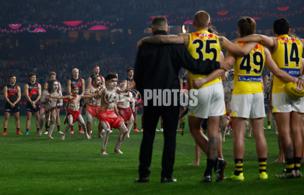 AFL 2025 Round 11 - Essendon v Richmond - A-59621990