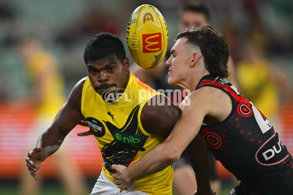 AFL 2025 Round 11 - Essendon v Richmond - A-59621999