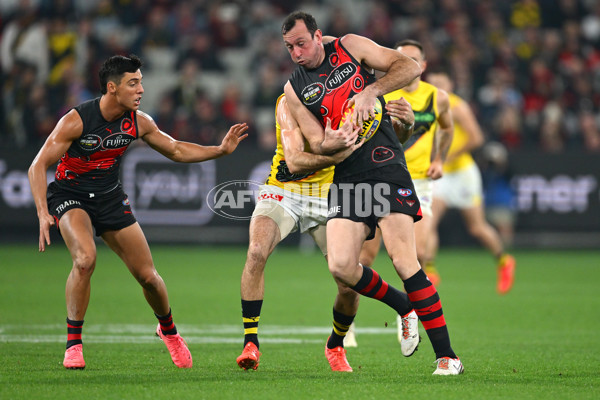 AFL 2025 Round 11 - Essendon v Richmond - A-59622001