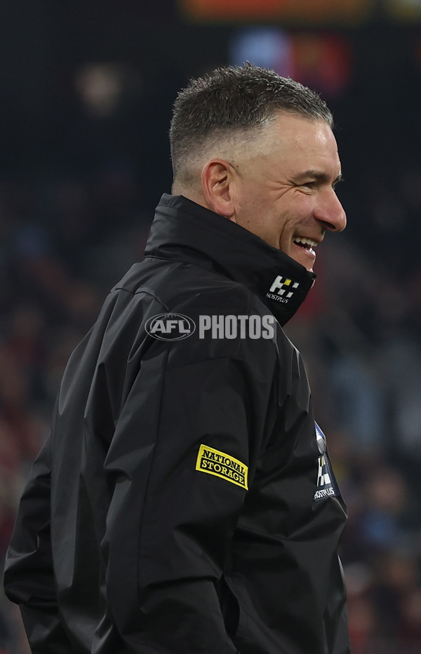 AFL 2025 Round 11 - Essendon v Richmond - A-59622555