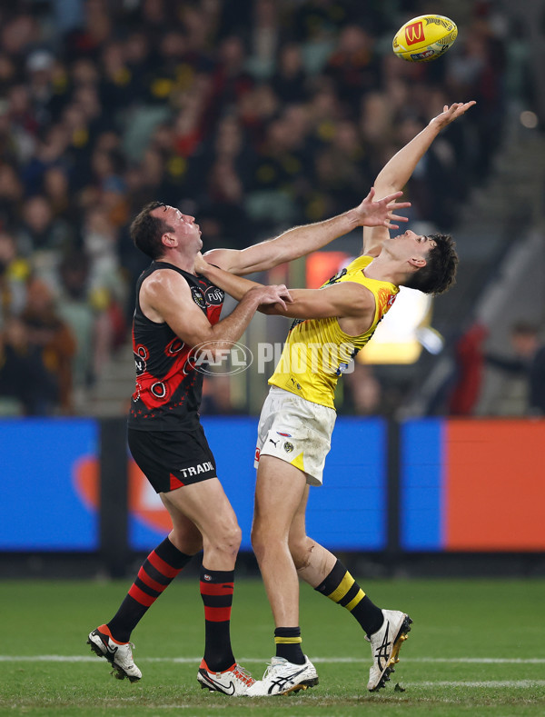 AFL 2025 Round 11 - Essendon v Richmond - A-59622557