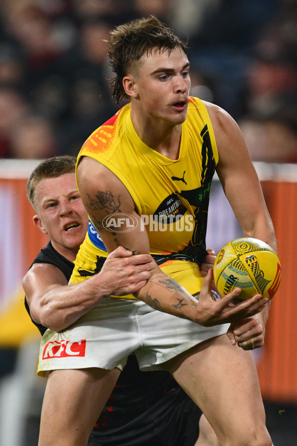 AFL 2025 Round 11 - Essendon v Richmond - A-59624372