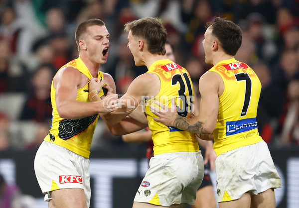 AFL 2025 Round 11 - Essendon v Richmond - A-59624679